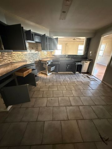 538 BEDLINGTON DR, Memphis, TN 38018