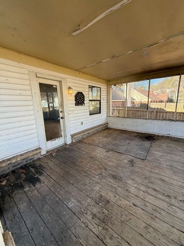 538 BEDLINGTON DR, Memphis, TN 38018