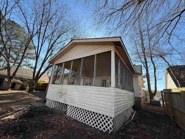 538 BEDLINGTON DR, Memphis, TN 38018