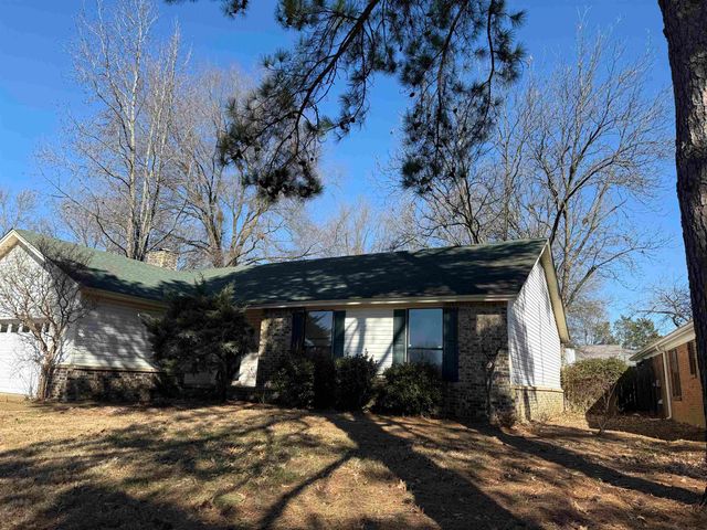 538 BEDLINGTON DR, Memphis, TN 38018