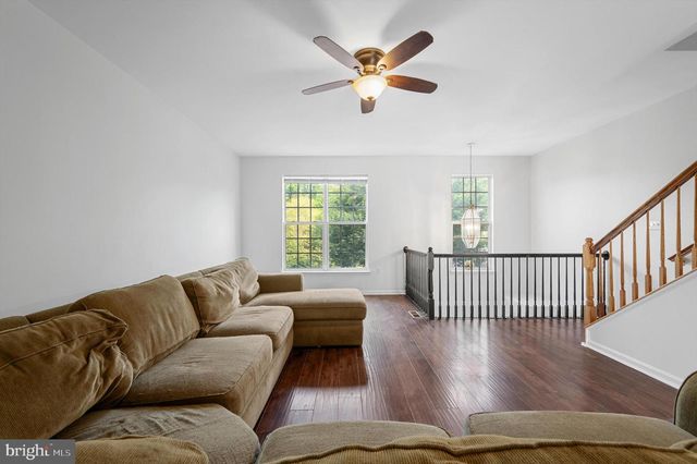 286 STARKEYS LNDG, Shepherdstown, WV 25443