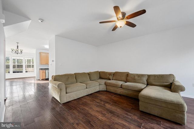 286 STARKEYS LNDG, Shepherdstown, WV 25443