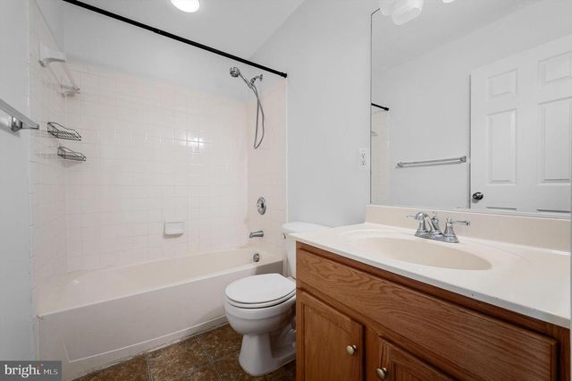 286 STARKEYS LNDG, Shepherdstown, WV 25443