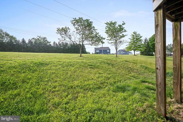 286 STARKEYS LNDG, Shepherdstown, WV 25443