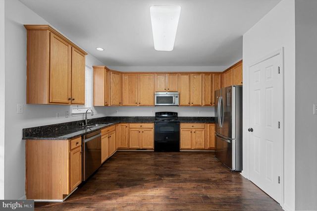 286 STARKEYS LNDG, Shepherdstown, WV 25443