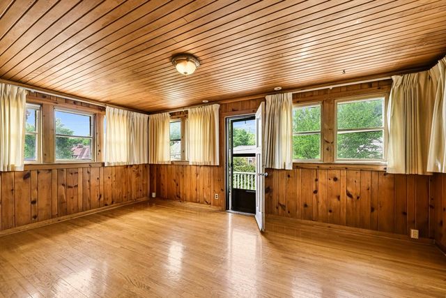 651 N 76th STREET, Wauwatosa, WI 53213