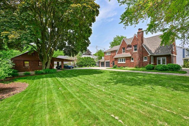 651 N 76th STREET, Wauwatosa, WI 53213