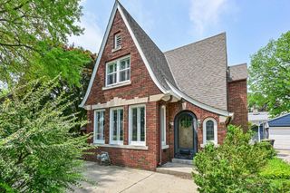651 N 76th STREET, Wauwatosa, WI 53213
