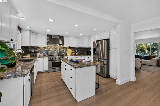 34499 Salinas Pl, Fremont, CA 94555