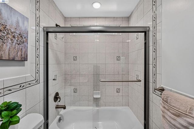 34499 Salinas Pl, Fremont, CA 94555