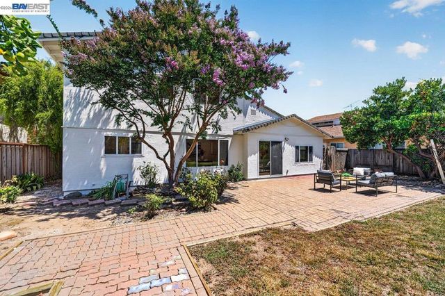 34499 Salinas Pl, Fremont, CA 94555
