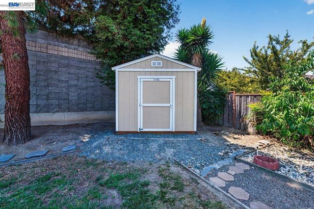 34499 Salinas Pl, Fremont, CA 94555