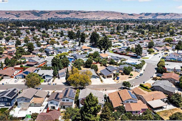 34499 Salinas Pl, Fremont, CA 94555