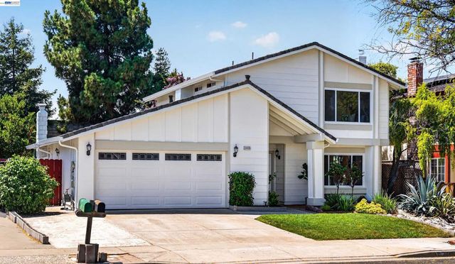 34499 Salinas Pl, Fremont, CA 94555