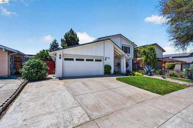 34499 Salinas Pl, Fremont, CA 94555