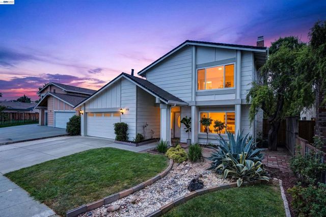 34499 Salinas Pl, Fremont, CA 94555