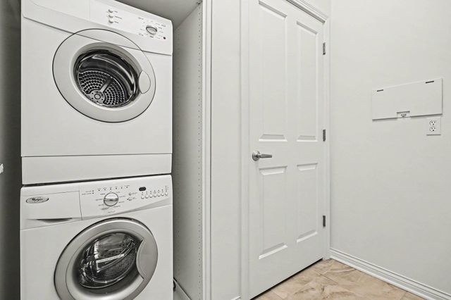 1145 Napoleon St Apt 208, South Bend, IN 46617