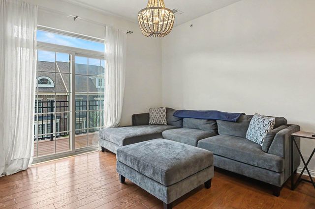 1145 Napoleon St Apt 208, South Bend, IN 46617