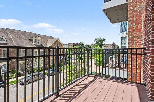 1145 Napoleon St Apt 208, South Bend, IN 46617