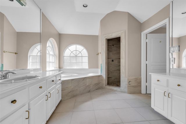 15511 Oaklawn Park Drive, Houston, TX 77069