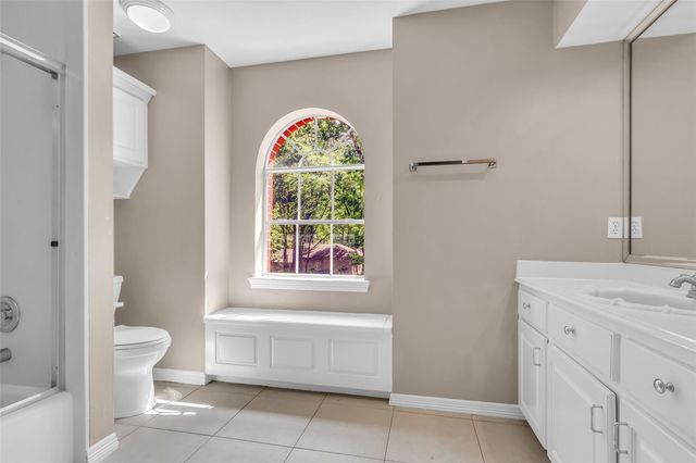 15511 Oaklawn Park Drive, Houston, TX 77069