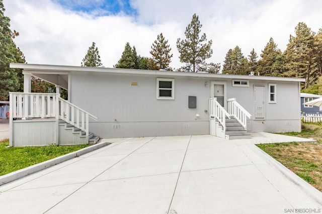 22899 Byron Rd SPC 92, Crestline, CA 92325