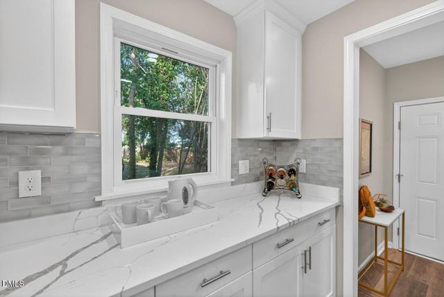 1944 Fairfield Drive, Raleigh, NC 27608