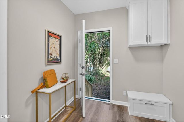 1944 Fairfield Drive, Raleigh, NC 27608