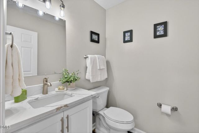 1944 Fairfield Drive, Raleigh, NC 27608