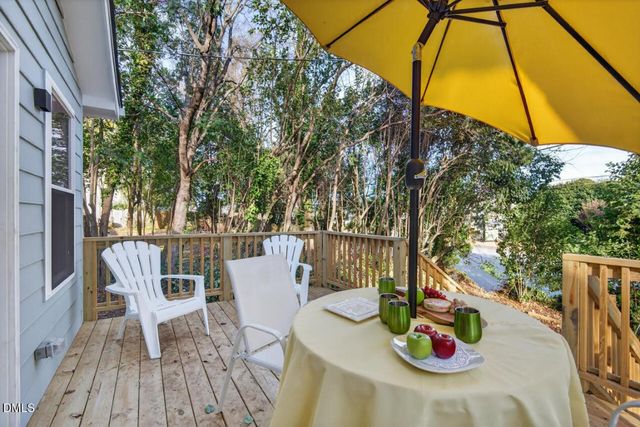 1944 Fairfield Drive, Raleigh, NC 27608