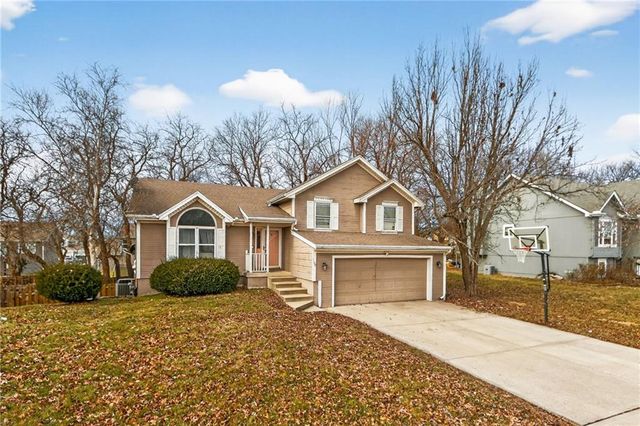 1102 SUSAN Street, Kearney, MO 64060