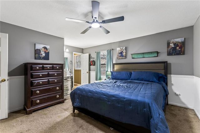 1102 SUSAN Street, Kearney, MO 64060