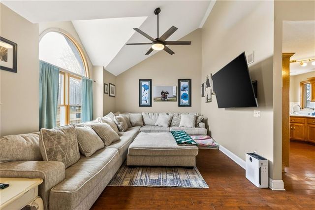 1102 SUSAN Street, Kearney, MO 64060