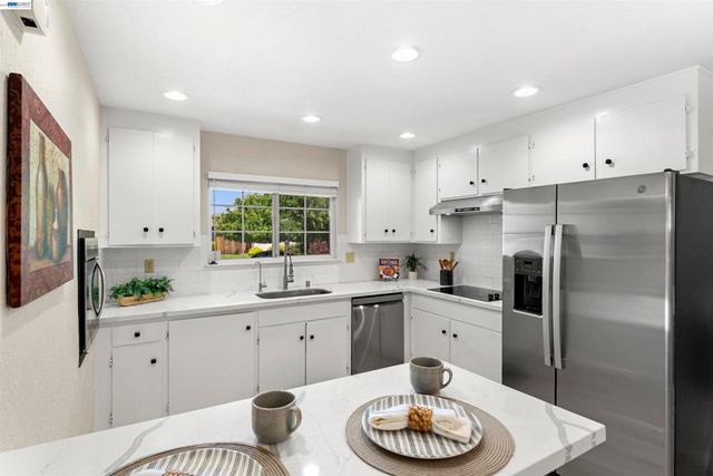 38811 Bonnie Way, Fremont, CA 94536