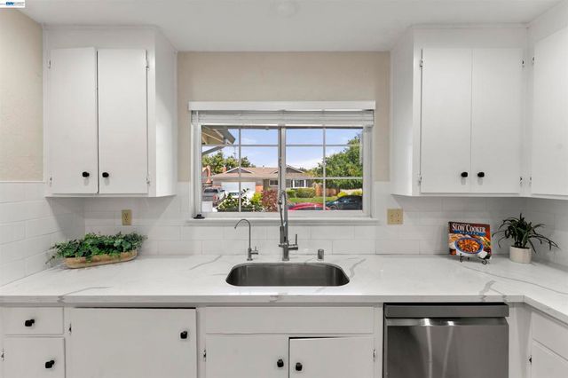 38811 Bonnie Way, Fremont, CA 94536