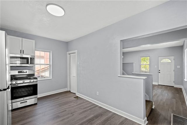 904 Hilltop, Munhall, PA 15120