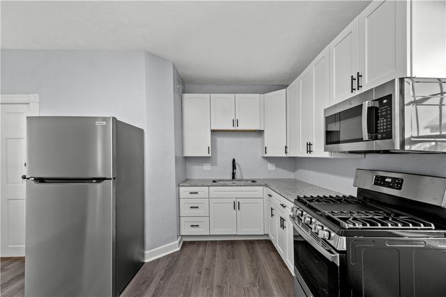 904 Hilltop, Munhall, PA 15120
