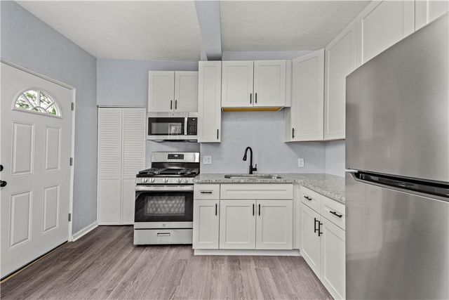 904 Hilltop, Munhall, PA 15120