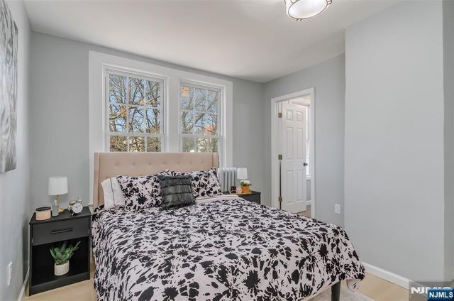 208 11th Street, Newark, NJ 07107