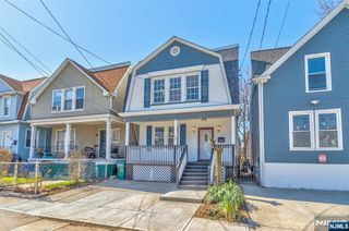 208 11th Street, Newark, NJ 07107