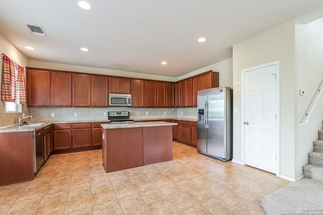 24262 INVITATION OAK, San Antonio, TX 78261