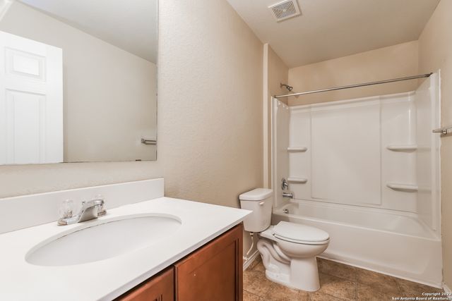 24262 INVITATION OAK, San Antonio, TX 78261