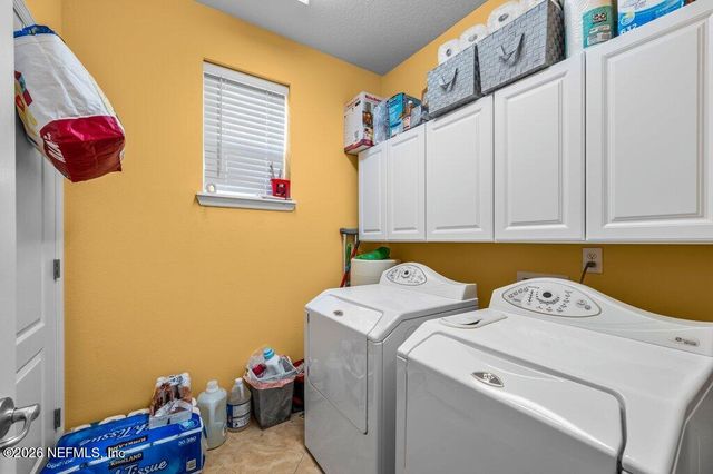 4480 DEERWOOD LAKE Parkway 352, Jacksonville, FL 32216