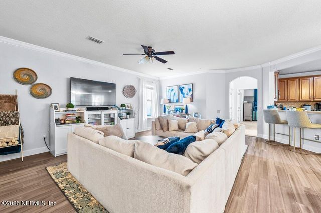 4480 DEERWOOD LAKE Parkway 352, Jacksonville, FL 32216