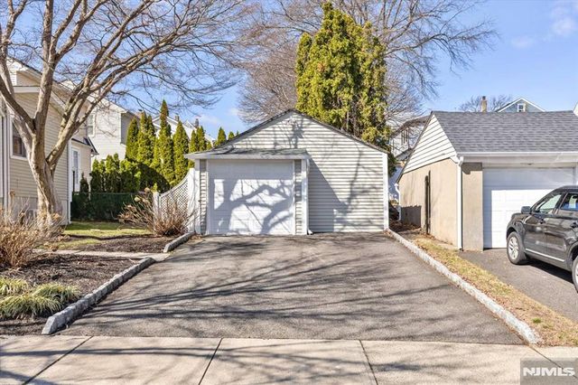 4 Peru Road, Clifton, NJ 07012