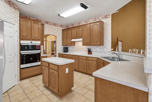 1368 Winnipeg Drive, Lewisville, TX 75077