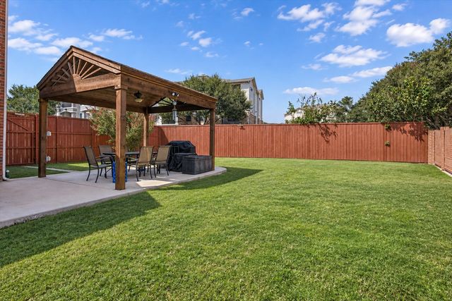 1368 Winnipeg Drive, Lewisville, TX 75077
