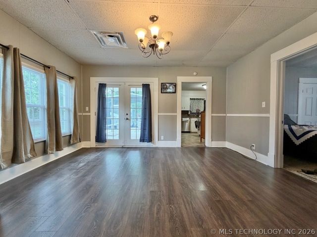 705 N 12th Street, Collinsville, OK 74021