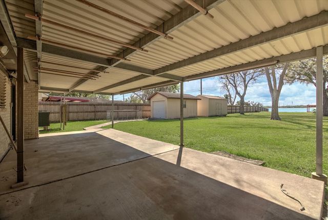 1309 Parkwest Street, Texas City, TX 77591