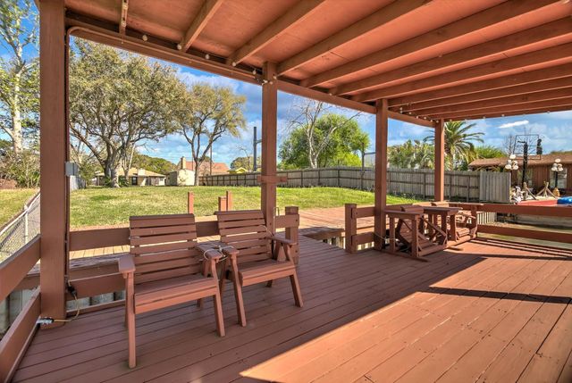 1309 Parkwest Street, Texas City, TX 77591